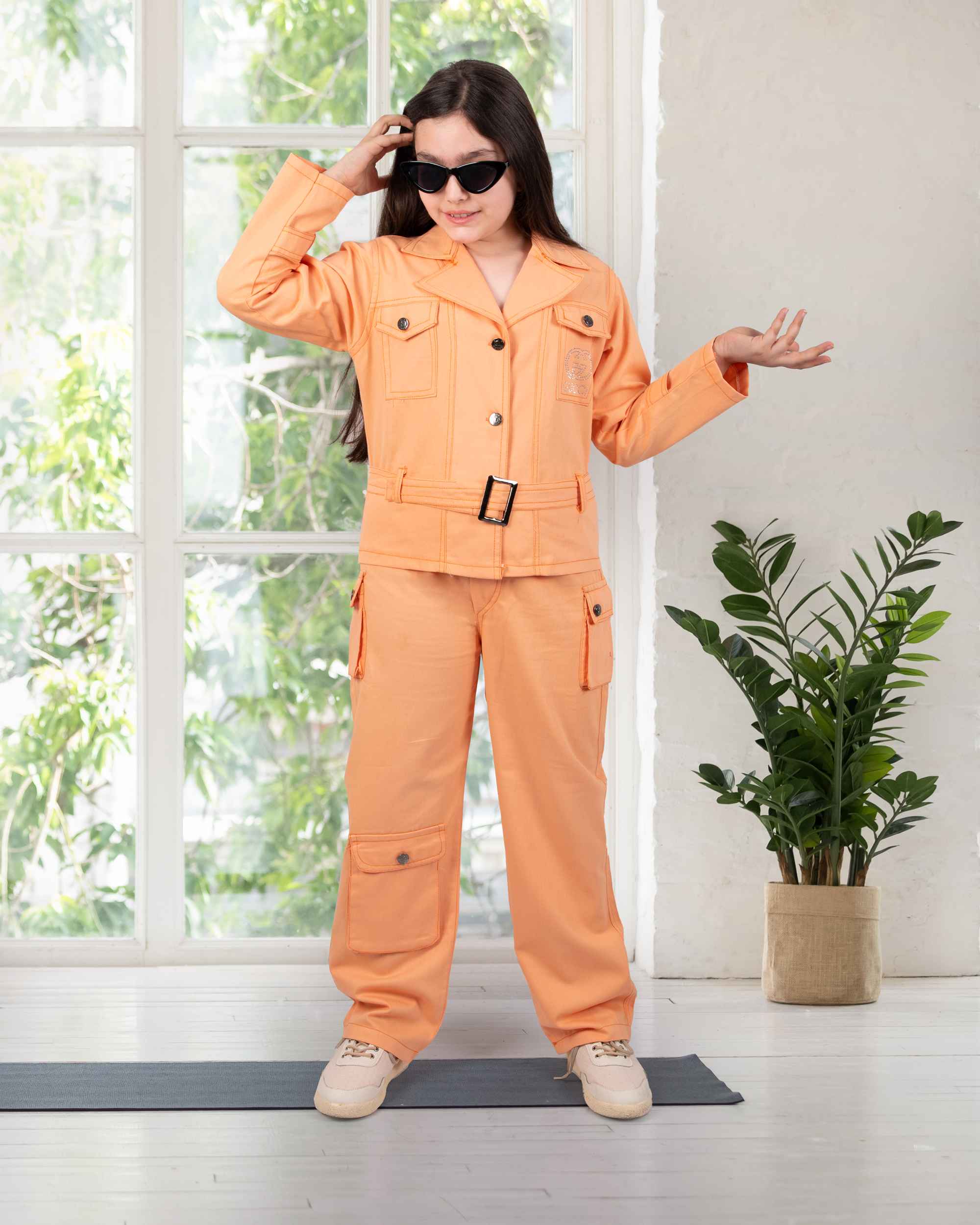 کت شلوار کتان نوجوان(1) کت و شلوار کتان نوجوان رنگ گلبهی