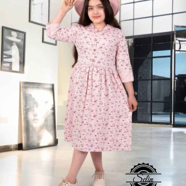 سارافون گل برجسته دخترانه صورتی جنس پارچه کشی